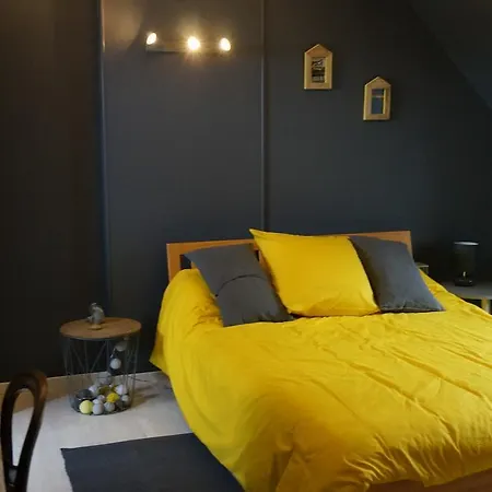 Le Petit Chaton Parigné-lʼÉvêque Exterior foto